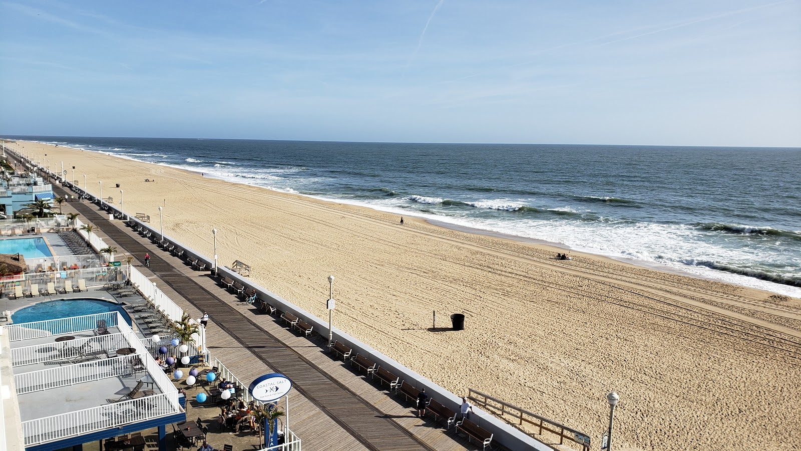 Photo of Ocean City beach III with turquoise water surface