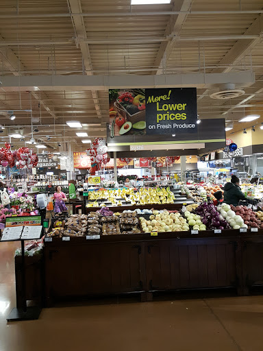 Grocery Store «Kroger», reviews and photos, 704 Euclid Ave, Lexington, KY 40502, USA