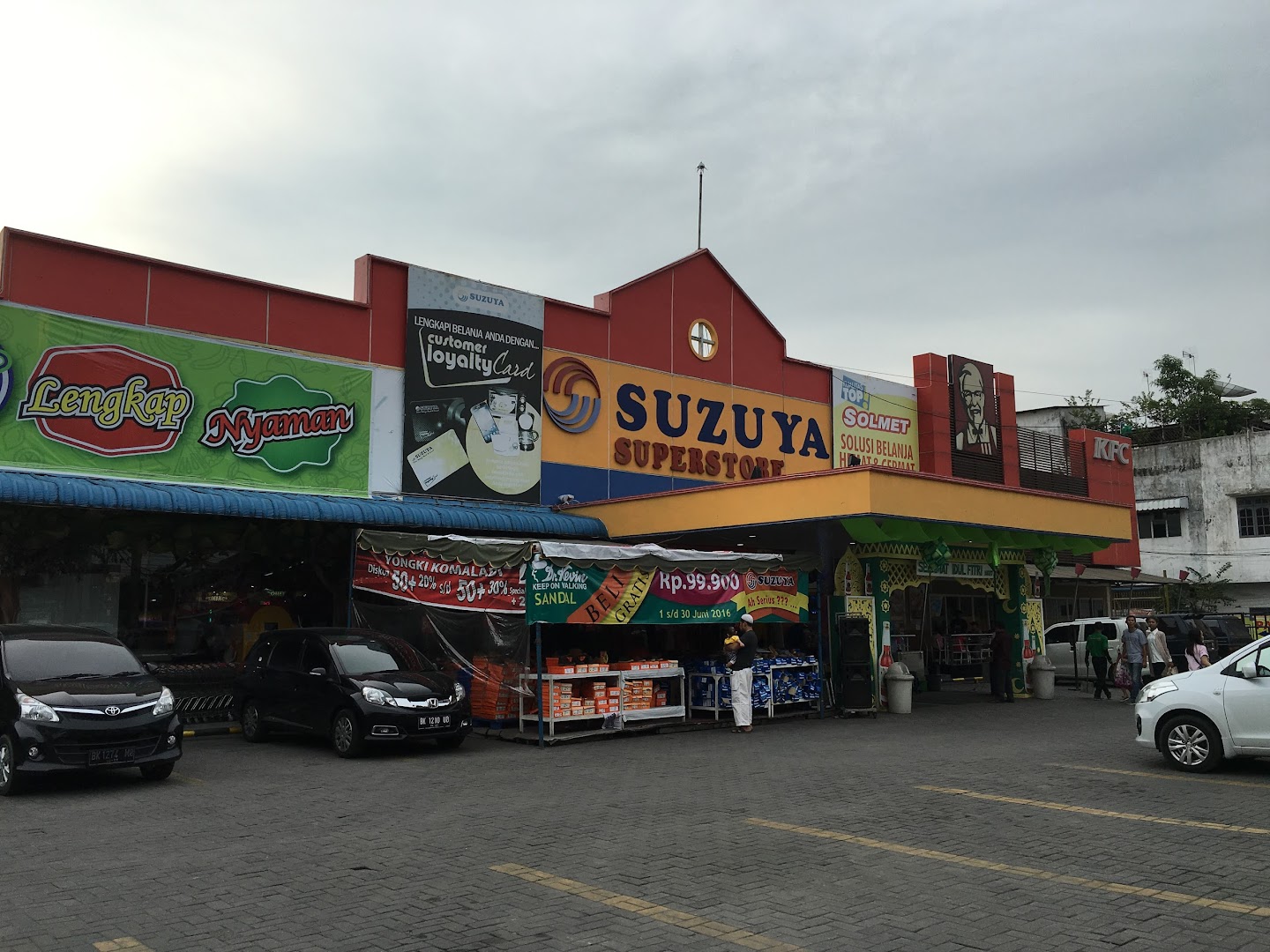 Gambar Suzuya Superstore Kampung Baru Medan