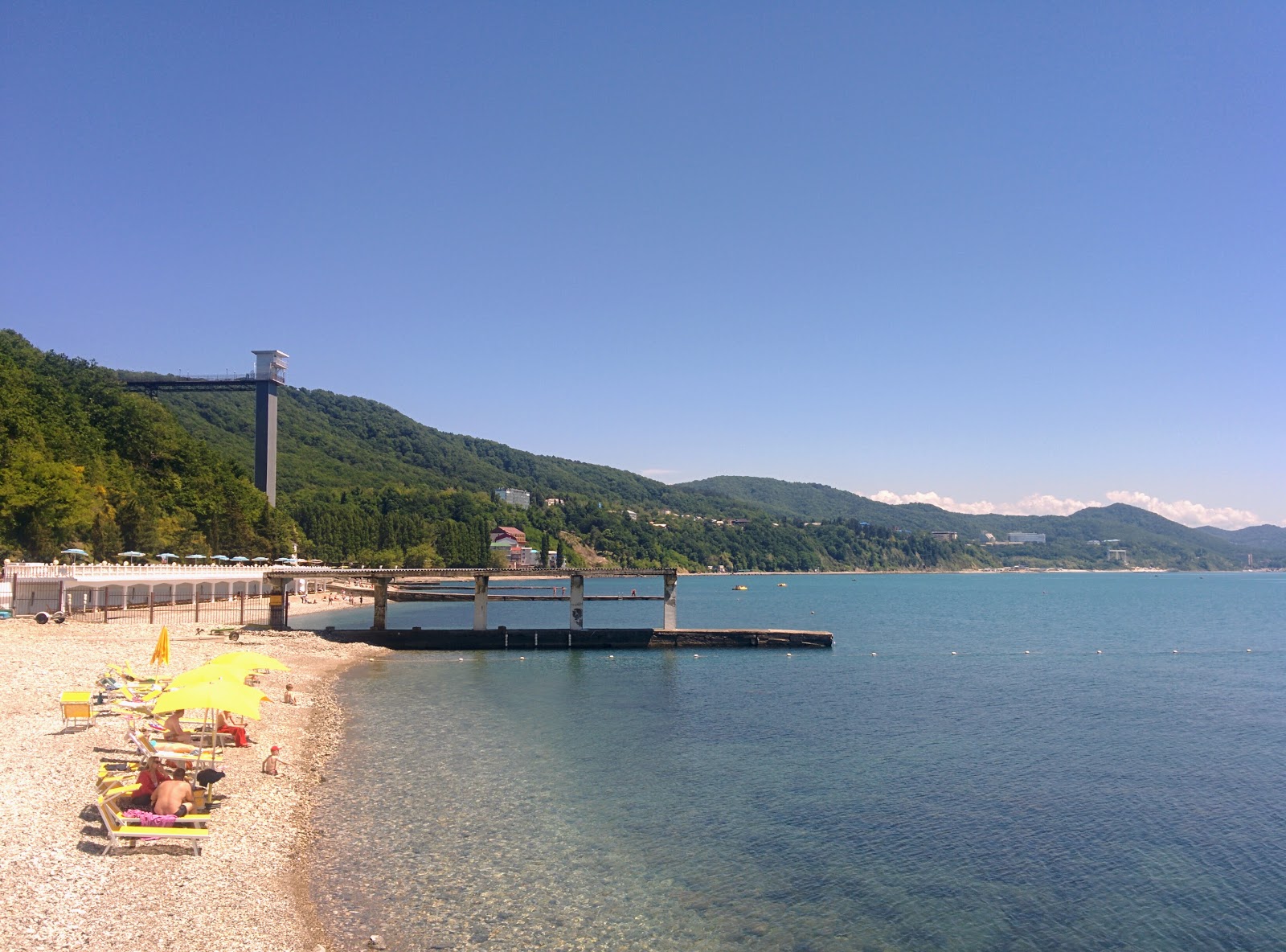 Neftyanik Sibiri'in fotoğrafı orta koylar ile birlikte