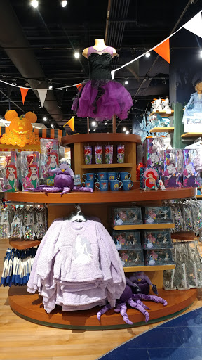 Toy Store «Disney Store», reviews and photos, 1 Sun Valley Mall, Concord, CA 94520, USA