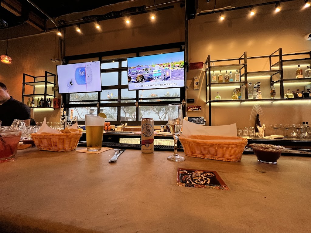 Papi's Mex Grill 93636