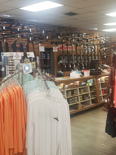 Sporting Goods Store «Anglers Sport Center», reviews and photos, 1456 Whitehall Rd, Annapolis, MD 21409, USA