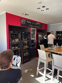 Atmosphère du Restaurant français Le Bistrot à Vin de Serine à Ampuis - n°19
