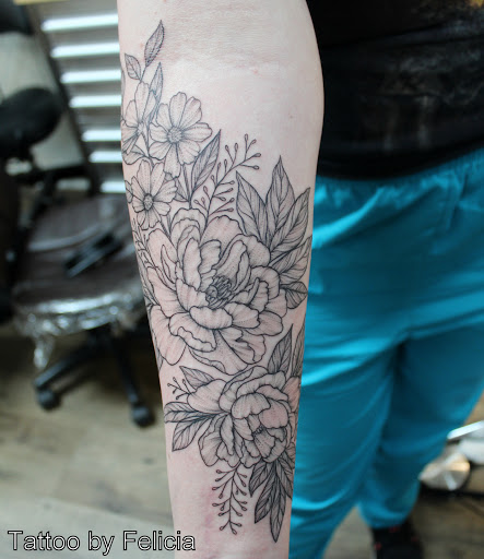 Explore 3 name tattoo ideas, creative tattoo ideas in Fort Myers, available at Tiger Lotus Tattoo and Piercing