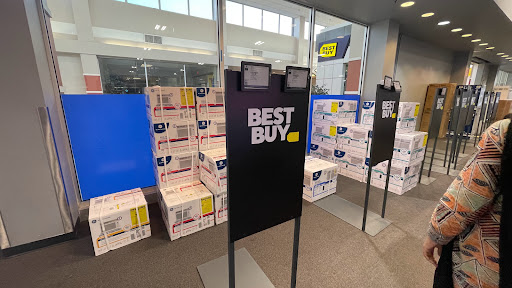 Electronics Store «Best Buy», reviews and photos, 100 Hawley Ln, Trumbull, CT 06611, USA