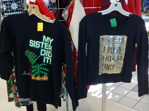Thrift Store «USA Family Thrift», reviews and photos, 4470 S 108th St, Greenfield, WI 53228, USA