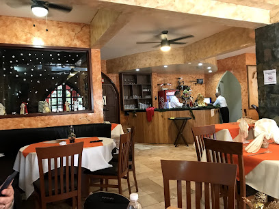 Sahara cocina libanesa - Gladiolas Rtno. 7 22, 77500 Cancún, Q.R., Mexico