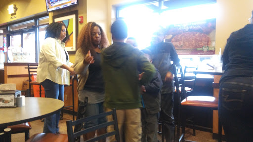 Pizza Restaurant «Round Table Pizza», reviews and photos, 34410 16th Ave S, Federal Way, WA 98003, USA