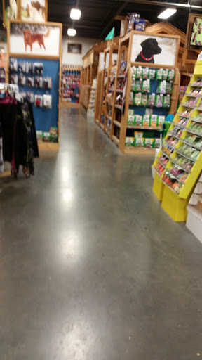 Pet Supply Store «CountryMax - Spencerport», reviews and photos, 4658 W Ridge Rd, Spencerport, NY 14559, USA