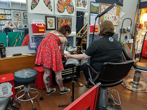 Tattoo Shop «Freaks and Geeks Tattoo Studio», reviews and photos, 5014 NE 24th Ave, Portland, OR 97211, USA