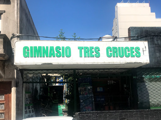 Gimnasio Tres Cruces