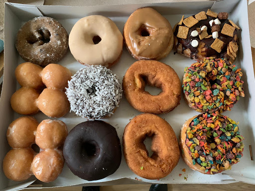 Donut Shop «Maple Donuts», reviews and photos, 50 Robinhood Dr, Goldsboro, PA 17319, USA