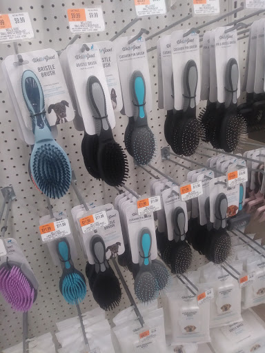 Pet Supply Store «Petco Animal Supplies», reviews and photos, 1215-1309 NJ-33 #1, Hamilton Township, NJ 08690, USA