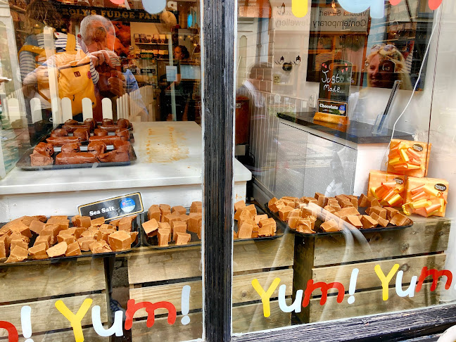 Roly's Fudge Pantry - Plymouth