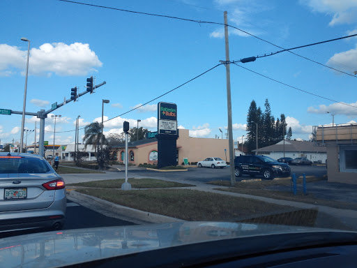 Car Battery Store «Batteries Plus Bulbs», reviews and photos, 5644 US-19, New Port Richey, FL 34652, USA