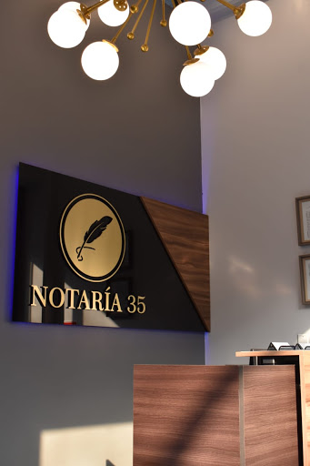 Notaria 35