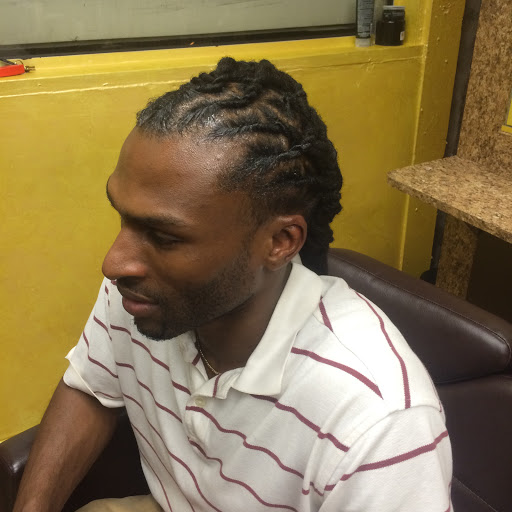 Hair Salon «CinciNatural Center», reviews and photos, 1617 Highland Ave, Cincinnati, OH 45202, USA