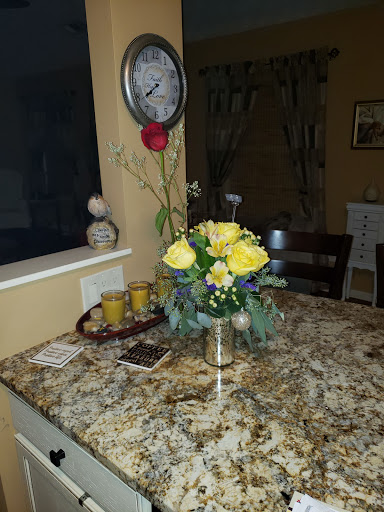 Florist «Stockbridge Florist & Gifts», reviews and photos, 118 N Berry St, Stockbridge, GA 30281, USA