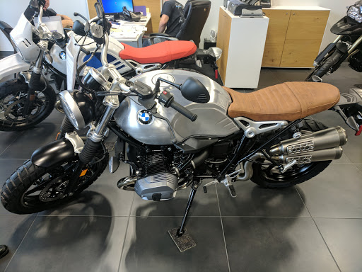 Motorcycle Dealer «Cycle Werks in Barrington», reviews and photos, 126 N Cook St, Barrington, IL 60010, USA