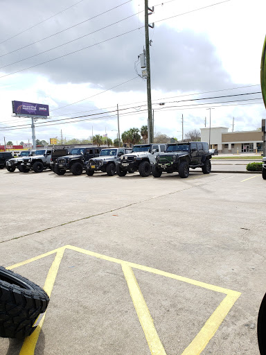 Truck Accessories Store «4 Wheel Parts - Houston Sweet Lake», reviews and photos, 13820 Westheimer Rd, Houston, TX 77077, USA