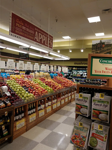 Grocery Store «Ingles Market», reviews and photos, 904 S Main St, Sweetwater, TN 37874, USA