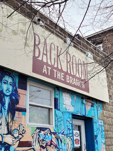 Vegetarian Restaurant «Longbranch Cafe and Bakery», reviews and photos, 100 E Jackson St, Carbondale, IL 62901, USA