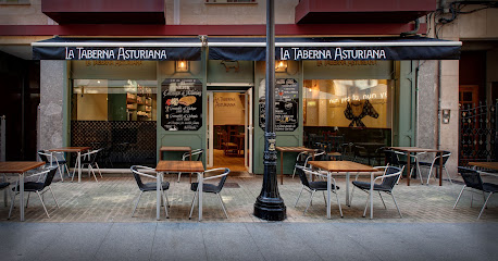 La Taberna Asturiana - El Cachopo - Calle Begoña, 6, 33201 Gijón, Asturias, Spain