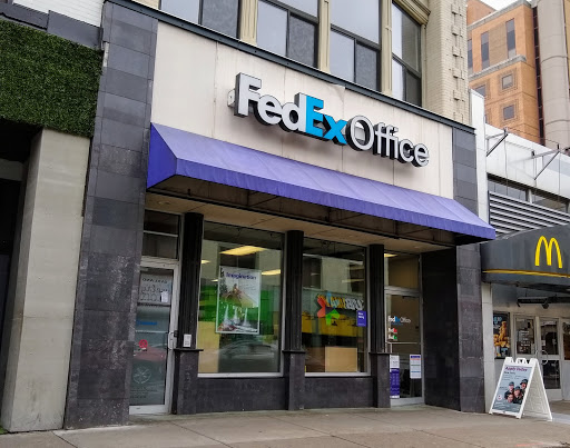 FedEx Office Print & Ship Center, 3710 Forbes Ave, Pittsburgh, PA 15213, USA, 