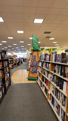 Book Store «Barnes & Noble Booksellers Hillside Village», reviews and photos, 305 Farm to Market Road 1382 #520, Cedar Hill, TX 75104, USA