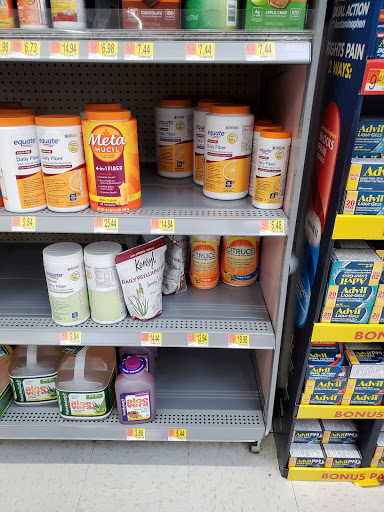 Department Store «Walmart Supercenter», reviews and photos, 4115 E Lincoln Way, Sterling, IL 61081, USA