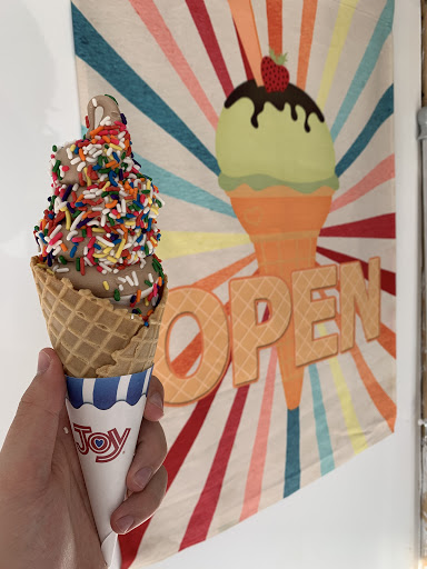 ice cream shop image 1