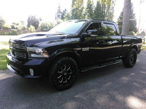 Used Car Dealer «Market Place Auto», reviews and photos, 909 River Rd, Puyallup, WA 98371, USA