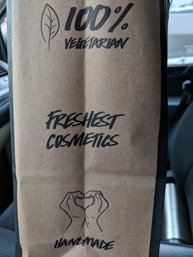 Cosmetics Store «Lush Cosmetics», reviews and photos, 303 Memorial City Way, Houston, TX 77024, USA