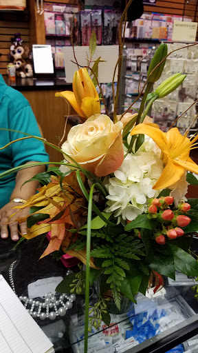 Florist «Teefey Flowers», reviews and photos, 9716 Holmes Rd, Kansas City, MO 64131, USA