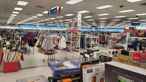 Shopping Mall «Diplomat Mall Shopping Center», reviews and photos, 1725 E Hallandale Beach Blvd, Hallandale Beach, FL 33009, USA