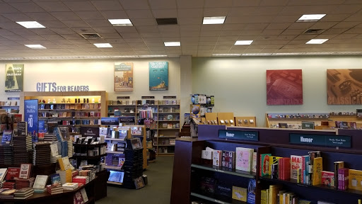 Book Store «Barnes & Noble», reviews and photos, 7157 Plaza Center Dr, West Jordan, UT 84084, USA