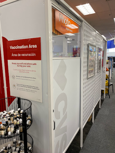 Convenience Store «CVS», reviews and photos, 24 Mamaroneck Ave, White Plains, NY 10601, USA