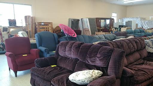 Thrift Store «Grace Centers of Hope Thrift Store», reviews and photos, 5919 Highland Rd, Waterford Twp, MI 48327, USA