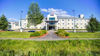 Motel 6 Huntsville, ON