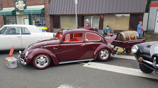 Auto Parts Store «NAPA Auto Parts - Eatonville Auto Parts», reviews and photos, 105 Center St E, Eatonville, WA 98328, USA