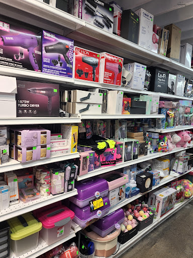 Department Store «Santa Fe Seconds», reviews and photos, 8615 Long Beach Blvd, South Gate, CA 90280, USA