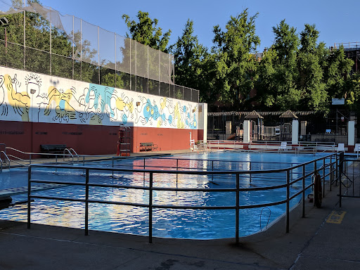 Recreation Center «Tony Dapolito Recreation Center», reviews and photos, 1 Clarkson St, New York, NY 10014, USA