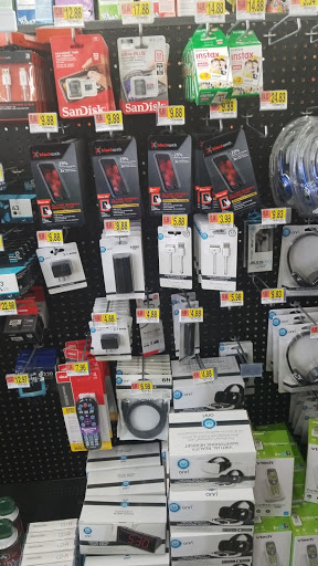 Supermarket «Walmart Neighborhood Market», reviews and photos, 7025 W Main St, Milwaukee, WI 53214, USA