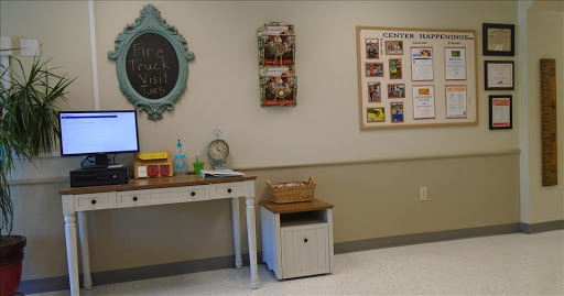 Day Care Center «Kirkwood West KinderCare», reviews and photos, 13550 Big Bend Rd, Kirkwood, MO 63122, USA