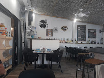 Atmosphère du Restaurant La Bodega d'Isula à Palavas-les-Flots - n°1