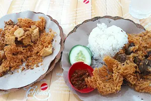 Ayam Goreng Pak Tung image