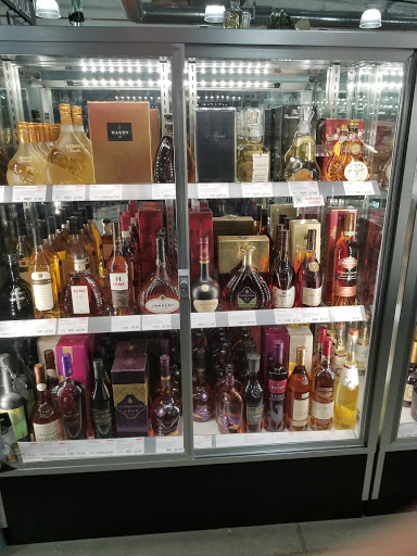 Wine Store «BevMo!», reviews and photos, 15525 Whittier Blvd, Whittier, CA 90603, USA