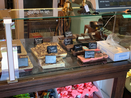 Gift Shop «Hitching Post Gifts & Old Str», reviews and photos, 15894 US-68, Benton, KY 42025, USA