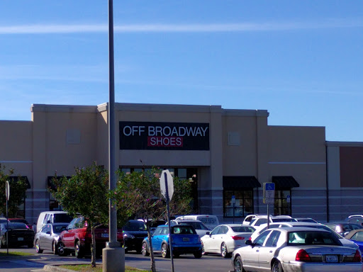 Shoe Store «Off Broadway Shoe Warehouse», reviews and photos, 7300 US-19, Pinellas Park, FL 33781, USA